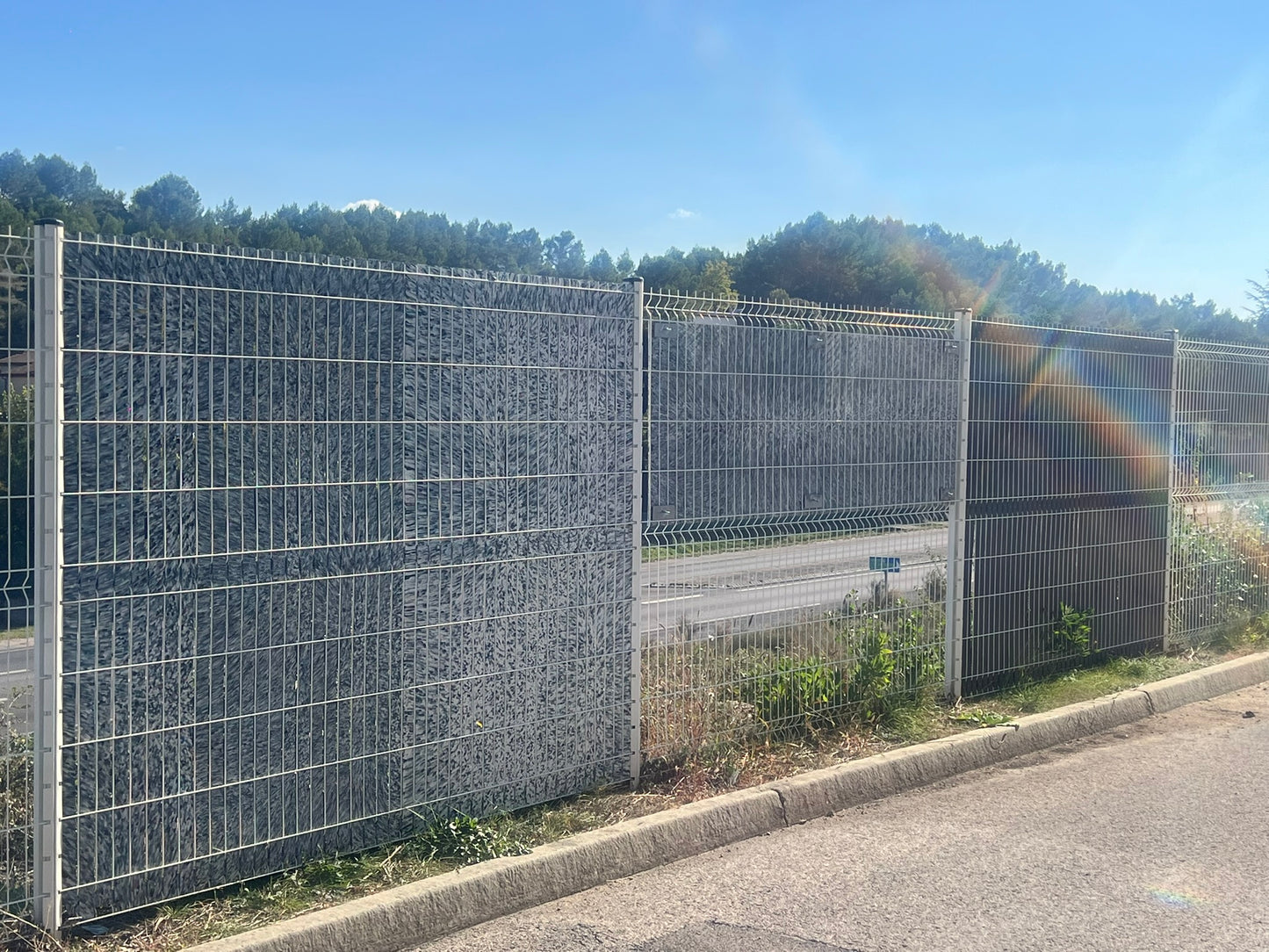 EKOLAMES KIT Clôture occultante pour grillage couleur jardin